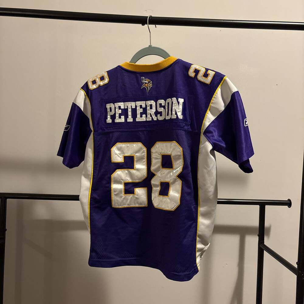 Reebok Minnesota Vikings Adrian Peterson #28 Jersey Youth Large 14-16